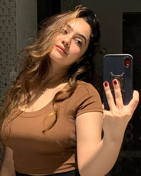Komal Independent Call Girl